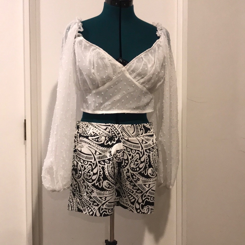 “Pretty LittleThing” White “Dobby” Chiffon crop top